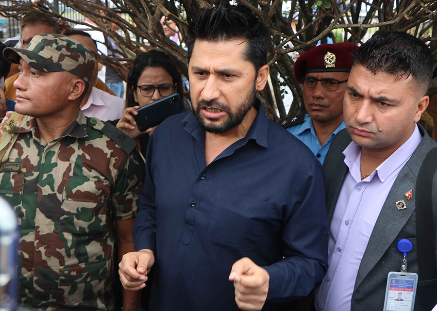 रवि लामिछाने