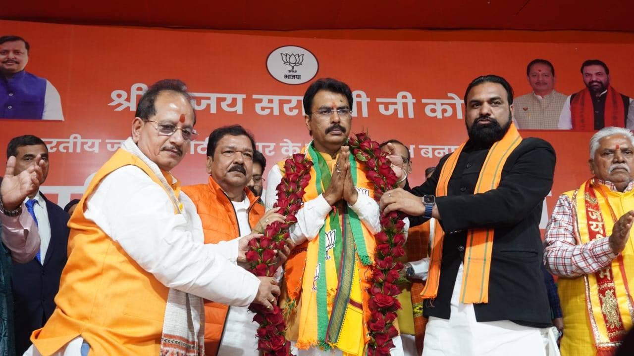 संजय सरावगी प्रदेश भाजपा कार्यालय में पदभार ग्रहण के दौरान