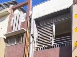 इंदौर में घर में मिले पति-पत्नी के शव