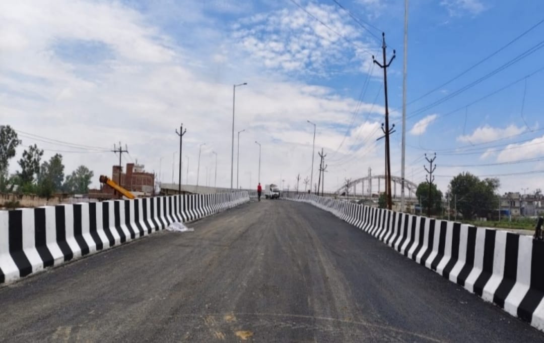 *मार्च 2026 तक गोरखपुर में फोरलेन सड़कों से जुड़ी पांच महत्वपूर्ण परियोजनाएं हो जाएंगी पूर्ण*