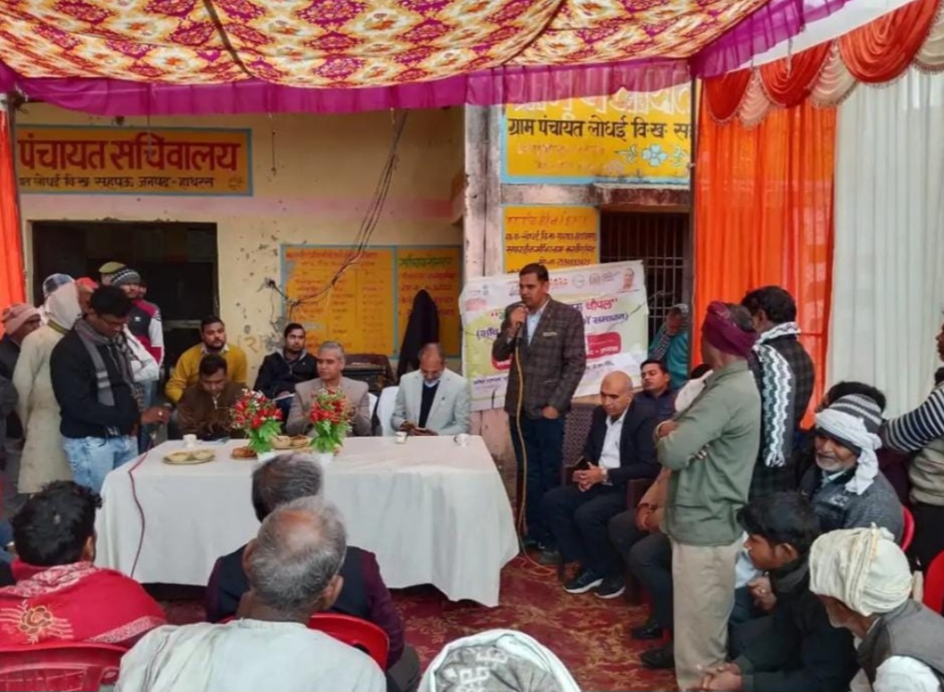 नोडल अधिकारी ने जानी विकास कार्यों की हकीकत नोडल अधिकारी ने जानी विकास कार्यों की हकीकत