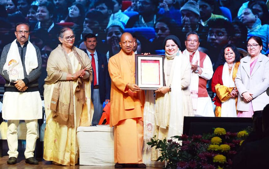 भातखण्डे संस्कृति विश्वविद्यालय में मुख्यमंत्री योगी भातखण्डे संस्कृति विश्वविद्यालय में मुख्यमंत्री योगी