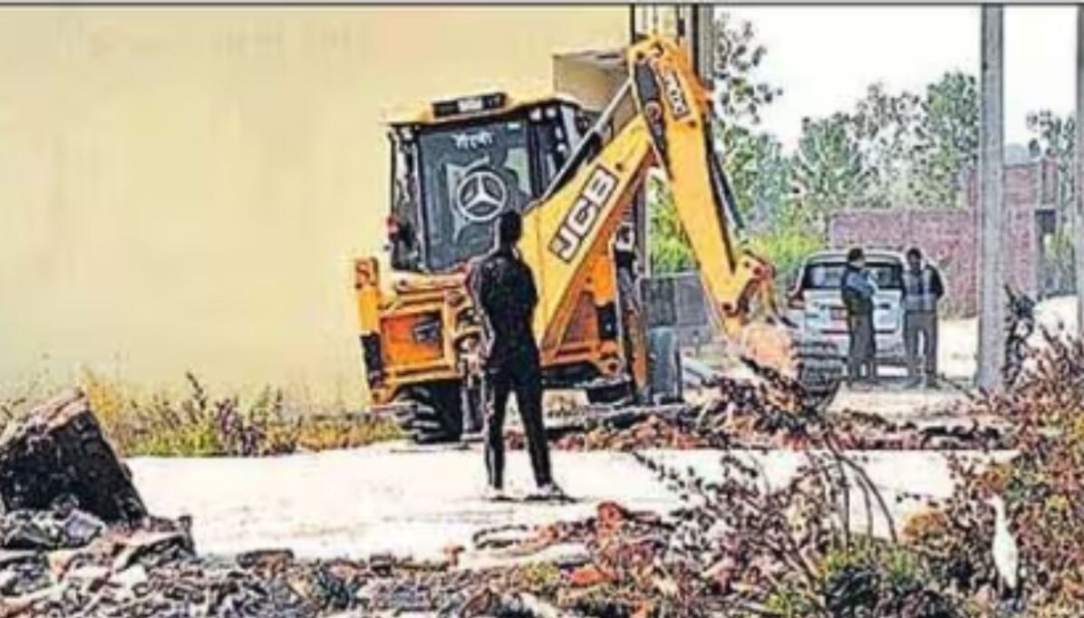 एचआरडी ए द्वारा बुलडोजर करवाई एचआरडी ए द्वारा बुलडोजर करवाई