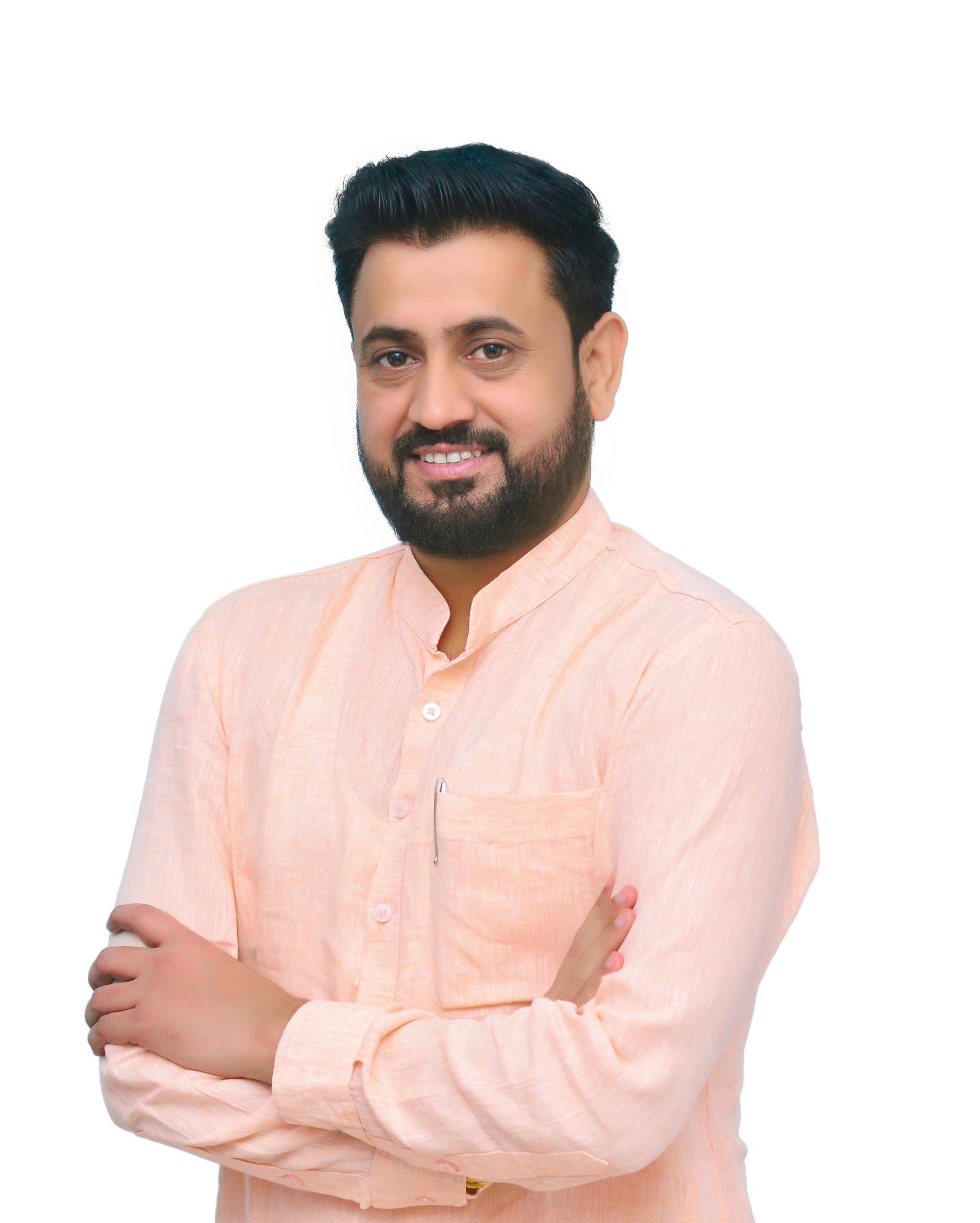 अजय ठाकुर भाजपा प्रवक्ता।