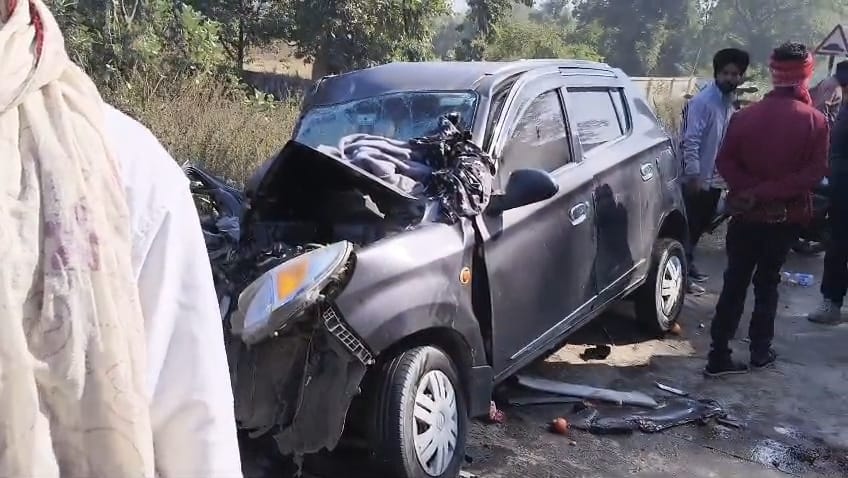 कोरबा में कार–डीजल टैंकर की आमने-सामने भिड़ंत, एक की मौत, चार गंभीर