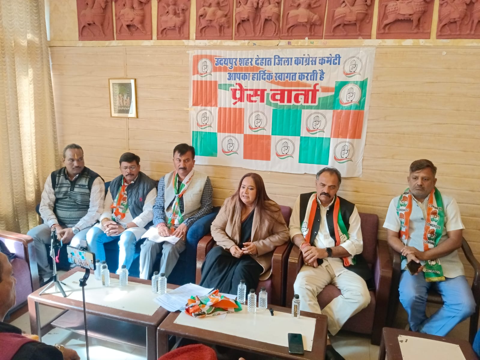 मोदी सरकार ने छीना ग्रामीणों का अधिकार, नेशनल हेराल्ड में भी झूठ हुआ उजागर – ऋतु चौधरी मोदी सरकार ने छीना ग्रामीणों का अधिकार, नेशनल हेराल्ड में भी झूठ हुआ उजागर – ऋतु चौधरी