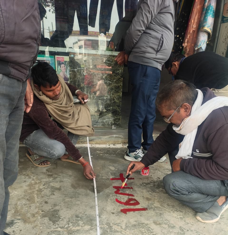 चिन्हांकन की कार्यवाही करते