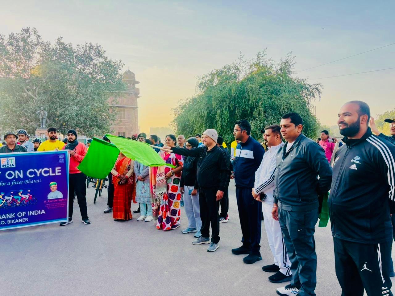 'रन फॉर विकसित राजस्थान': खेलों के विकास, आरोग्यता और विकसित राजस्थान का संदेश देने लगाई दौड़ 'रन फॉर विकसित राजस्थान': खेलों के विकास, आरोग्यता और विकसित राजस्थान का संदेश देने लगाई दौड़