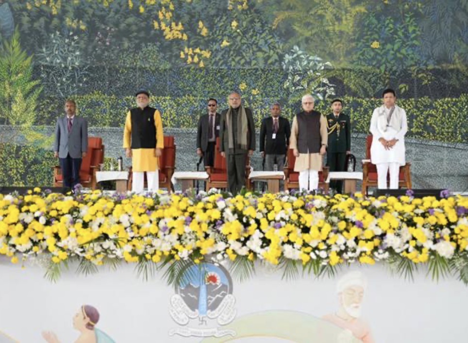 तेलंगाना के कन्हा शांति वनम में विश्व ध्यान दिवस समारोह में उपराष्ट्रपति सीपी राधाकृष्णन तेलंगाना के कन्हा शांति वनम में विश्व ध्यान दिवस समारोह में उपराष्ट्रपति सीपी राधाकृष्णन