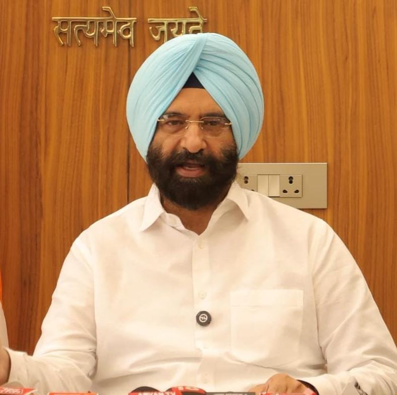 दिल्ली के पर्यावरण मंत्री मनजिंदर सिंह सिरसा (फाइल फोटो) दिल्ली के पर्यावरण मंत्री मनजिंदर सिंह सिरसा (फाइल फोटो)