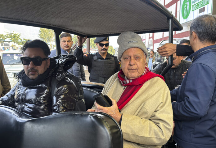 कश्मीर और देश के बाकी हिस्सों के बीच रेल संपर्क से घाटी को बहुत लाभ हुआ है-डॉ. फारूक अब्दुल्ला
