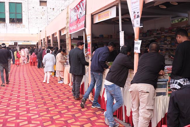 पुस्तक मेला पुस्तक मेला