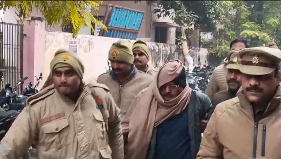 न्यायलय में पेशी के दौरान भोला जायसवाल