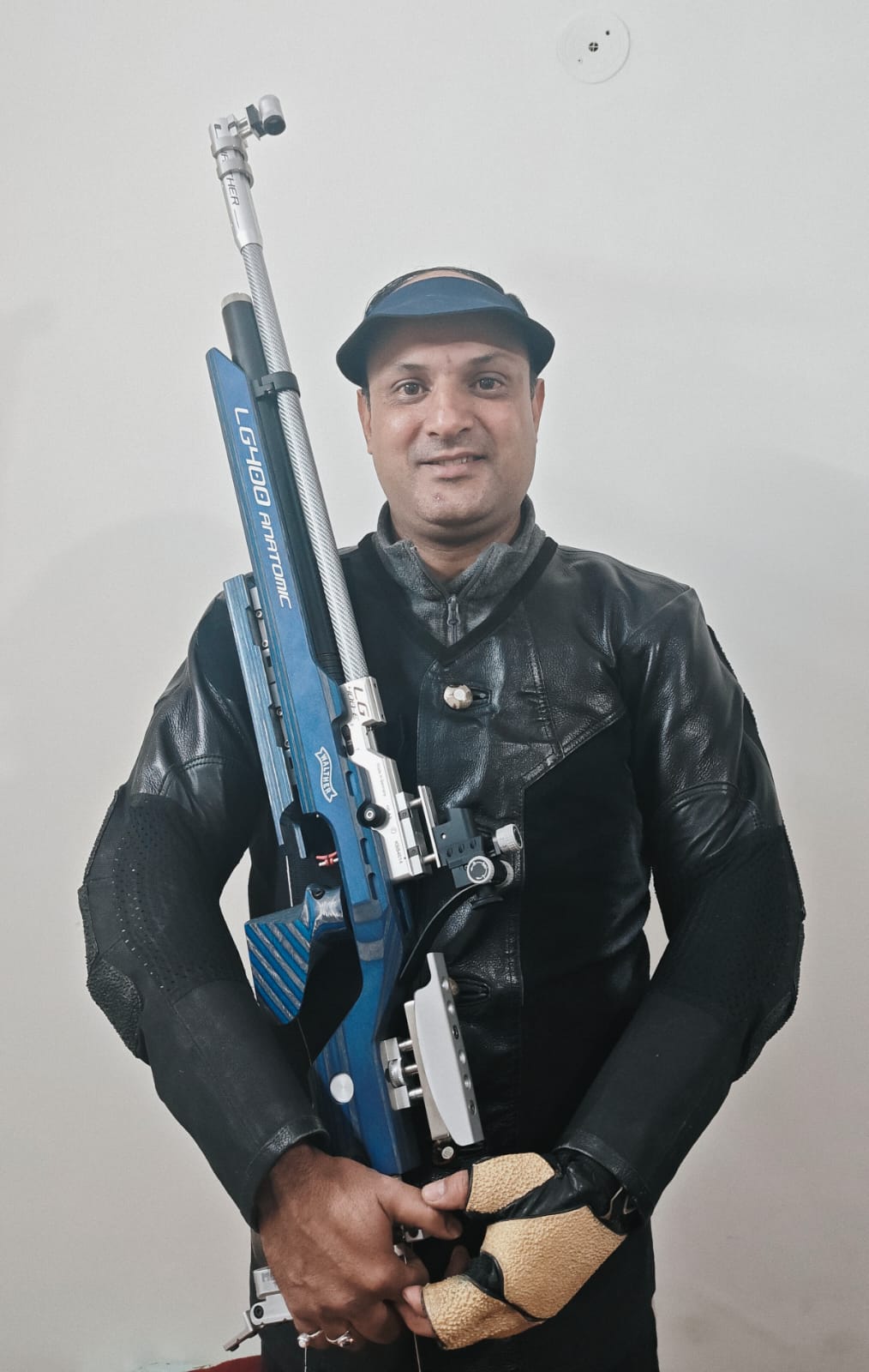 68वीं राष्ट्रीय शूटिंग प्रतियोगिता में हेड कांस्टेबल सचिन ने जीता सिल्वर मेडल 68वीं राष्ट्रीय शूटिंग प्रतियोगिता में हेड कांस्टेबल सचिन ने जीता सिल्वर मेडल