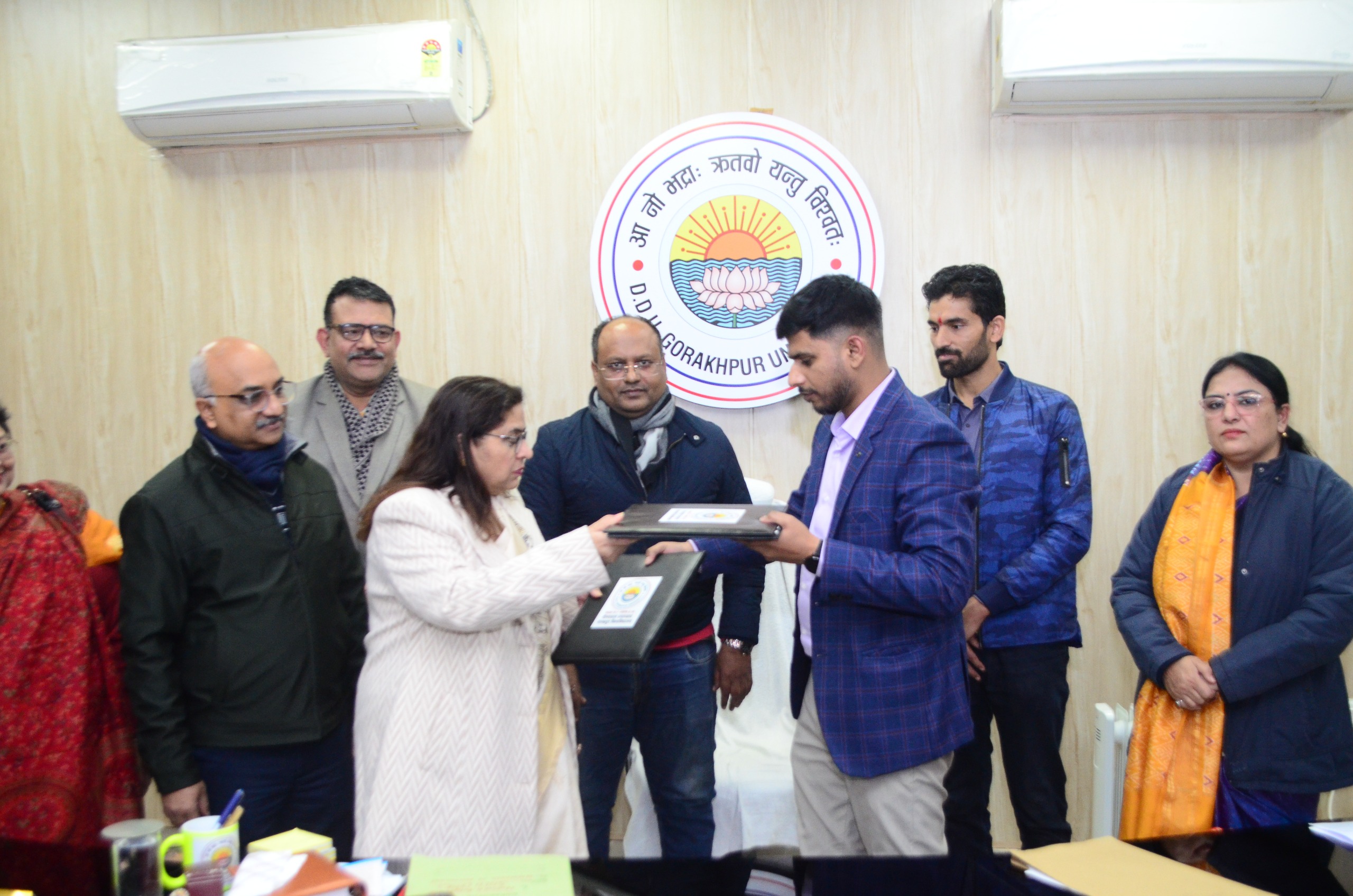 गोरखपुर विश्वविद्यालय और नमस्कार फाउंडेशन के बीच कौशल विकास एवं प्लेसमेंट उन्मुख शैक्षणिक गतिविधियों हेतु एमओयू*