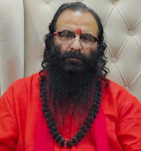 अखाड़ा परिषद के अध्यक्ष महंत रविंद्रपुरी महाराज। अखाड़ा परिषद के अध्यक्ष महंत रविंद्रपुरी महाराज।