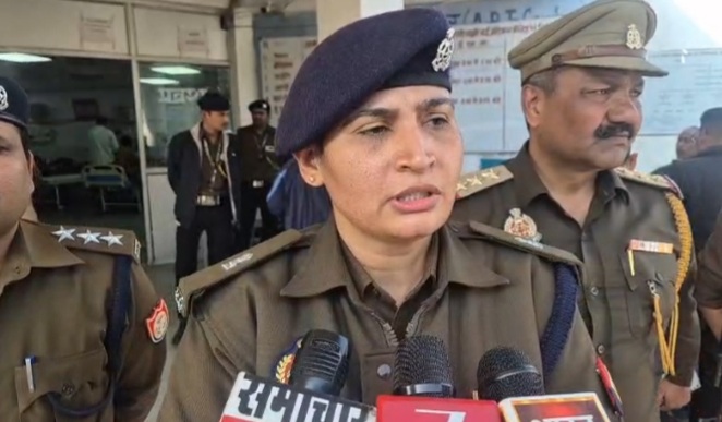 जानकारी देते हुए एसपी सिटी जानकारी देते हुए एसपी सिटी