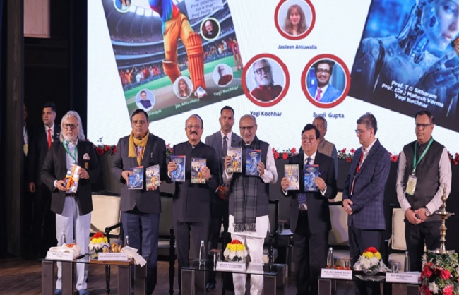 आईपीयू और एआईसीटीई सम्मेलन में उपPresident सी. पी. राधाकृष्णन और मंत्री के साथ आईपीयू के प्रोफेसर.