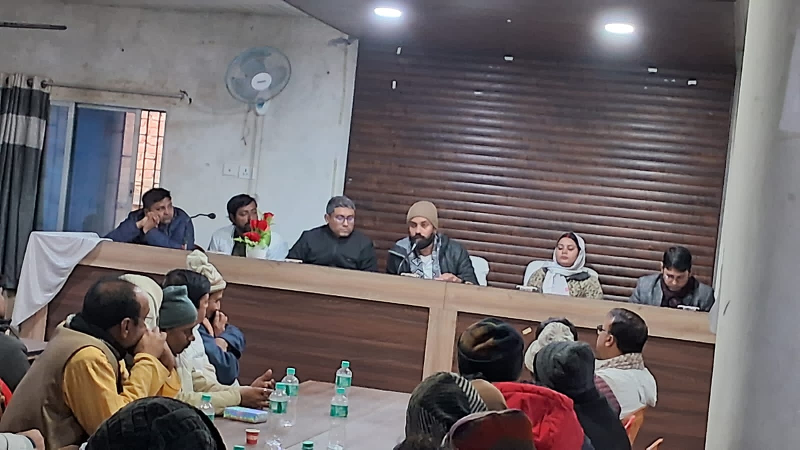 हंगामों के बीच हुई बीडीसी की बैठक, हल्का कर्मचारी पर राशि उगाही का गंभीर आरोप।