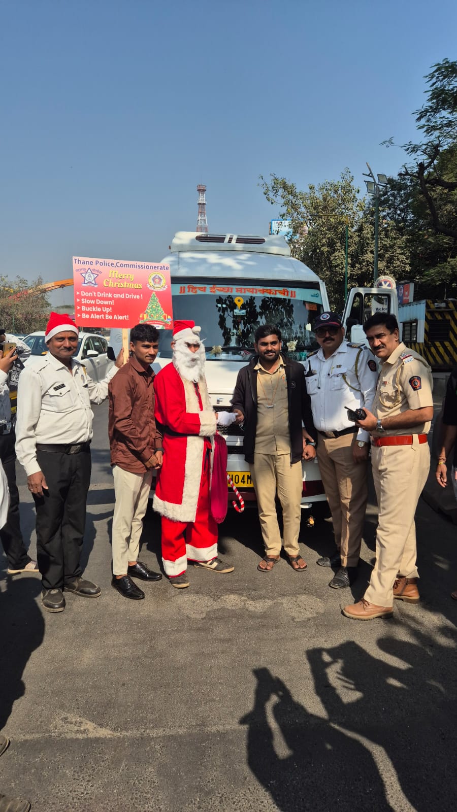 Traffic sefty massage santa claus smile