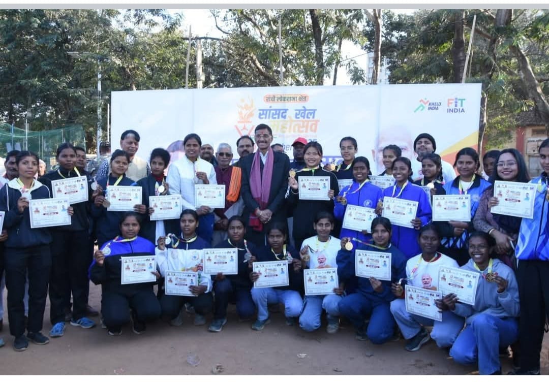 खिलाड़ी और सांसद संजय सेठ