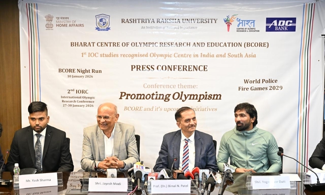 अहमदाबाद राष्ट्रीय रक्षा विश्वविद्यालय में मीडिया संवाद अहमदाबाद राष्ट्रीय रक्षा विश्वविद्यालय में मीडिया संवाद