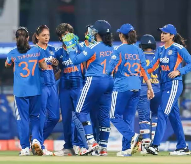 भारतीय महिला टीम ने श्रीलंका को 30 रन से हराया भारतीय महिला टीम ने श्रीलंका को 30 रन से हराया