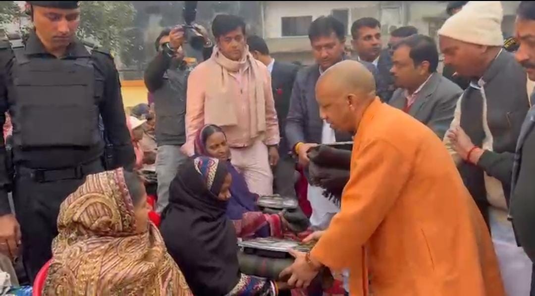 जनता से बोले सीएम - घबराइए मत, हर समस्या का कराएंगे समाधान, सबकी होगी भरपूर मदद*