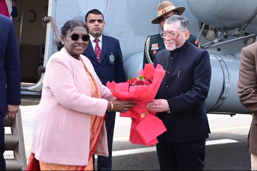 जमशेदपुर पहुंचीं राष्ट्रपति द्रौपदी