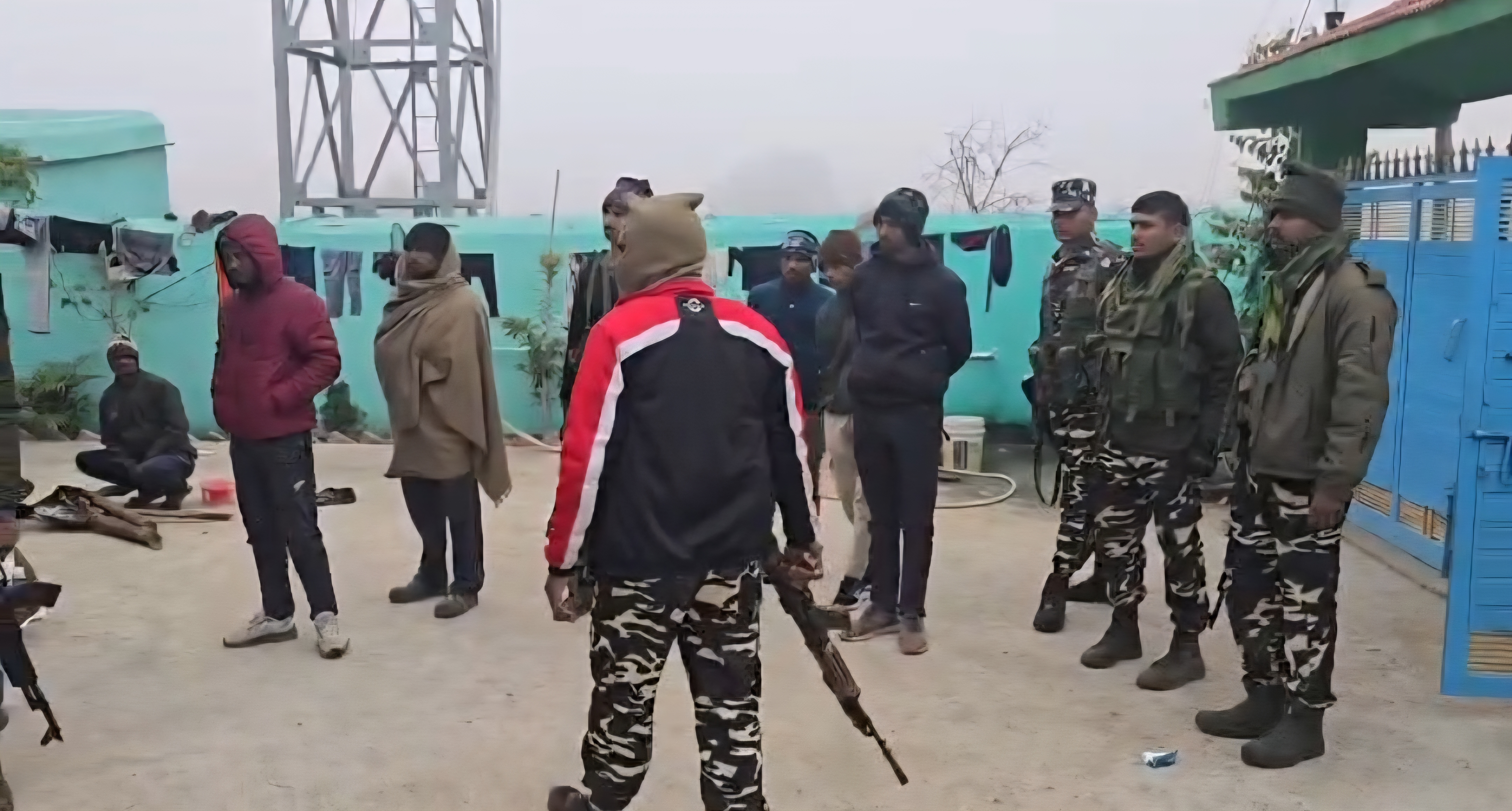 श्याम के घर पहुंची पुलिस