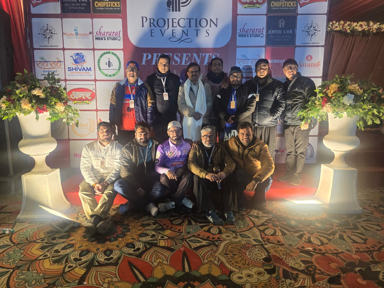 गोरखपुर सिंधी प्रीमियर लीग के चौथे दिन महापौर ने खिलाड़ियों का किया उत्साहवर्धन, आयोजन को बताया युवाओं के लिए प्रेरणास्रोत गोरखपुर सिंधी प्रीमियर लीग के चौथे दिन महापौर ने खिलाड़ियों का किया उत्साहवर्धन, आयोजन को बताया युवाओं के लिए प्रेरणास्रोत