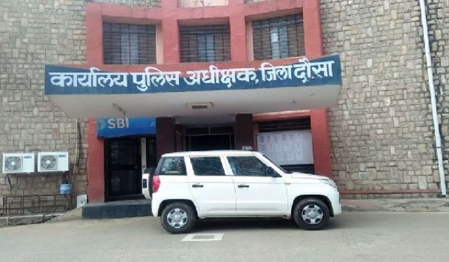 अवैध खनन के खिलाफ एकशान लिया अवैध खनन के खिलाफ एकशान लिया