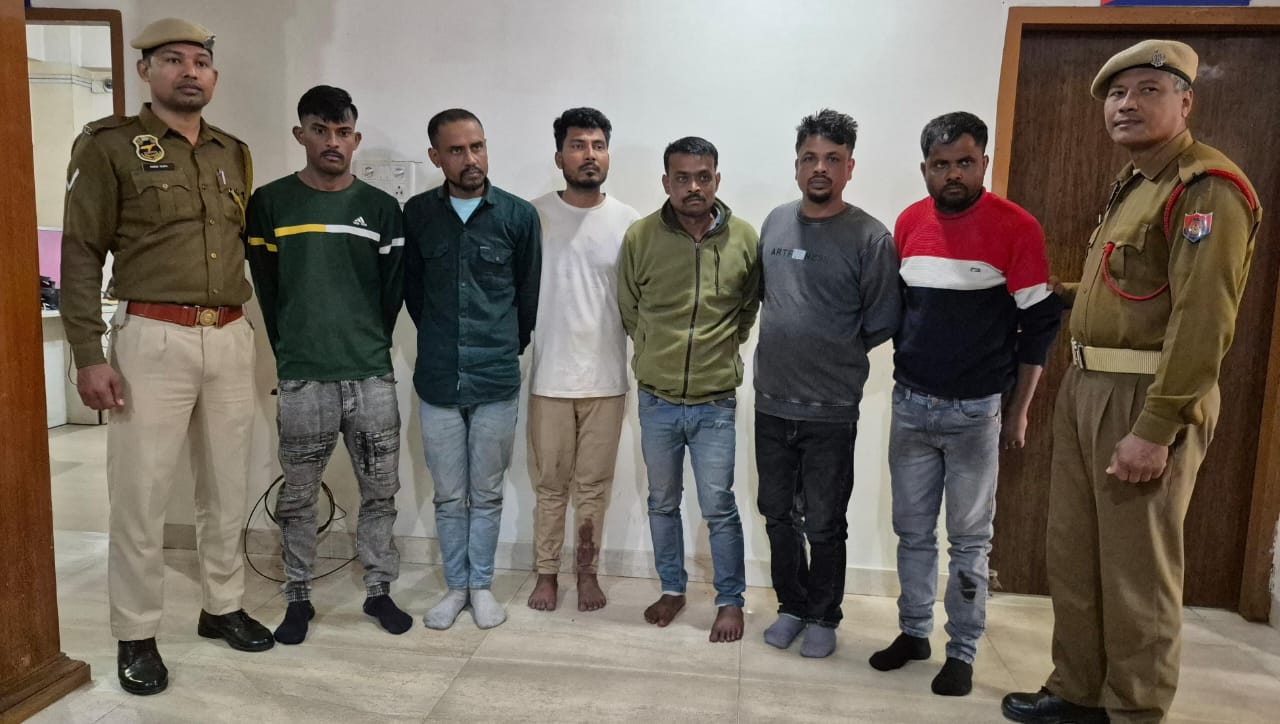 6 शतिर डकैत गिरफ्तार