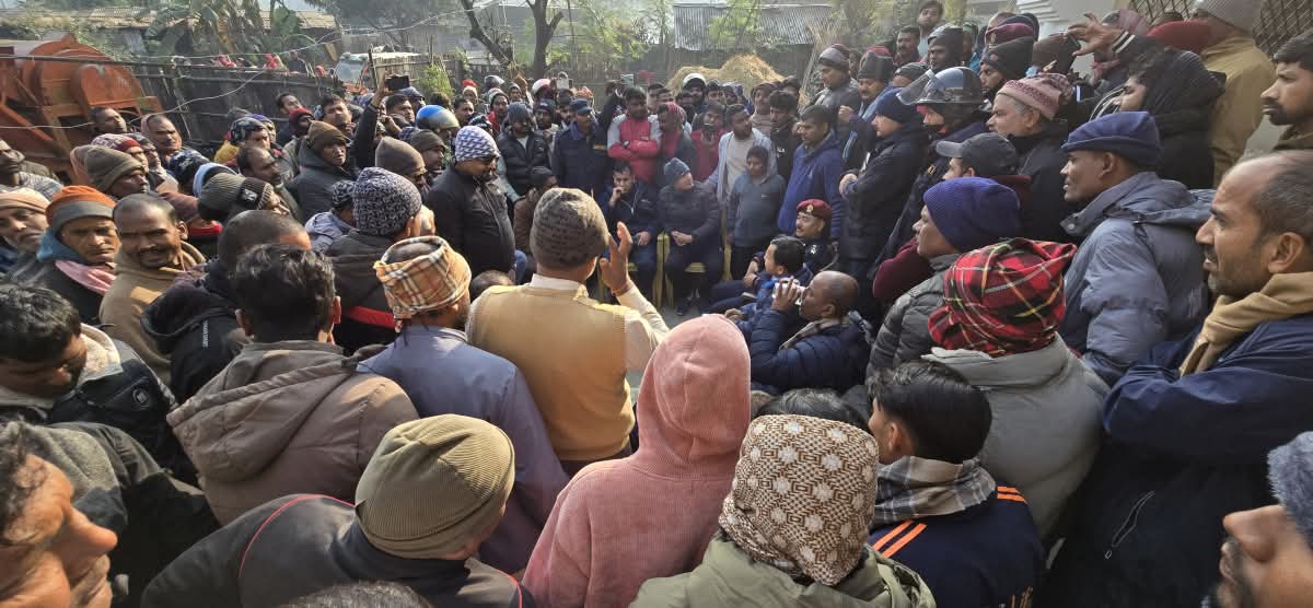 अररिया फोटो:शव के साथ प्रदर्शन अररिया फोटो:शव के साथ प्रदर्शन