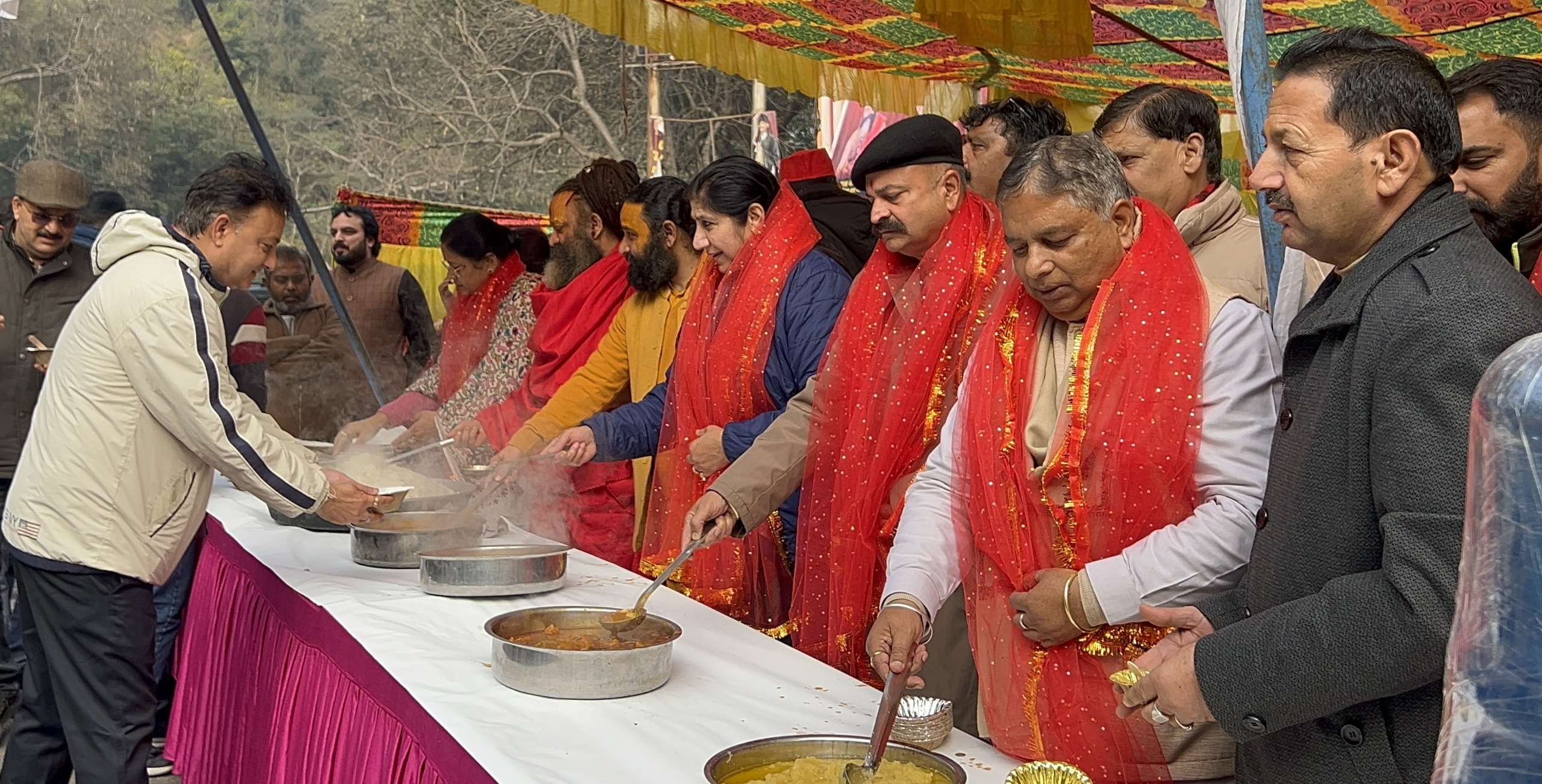 मोनी जी महाराज की याद में वार्षिक भंडारे में सत शर्मा