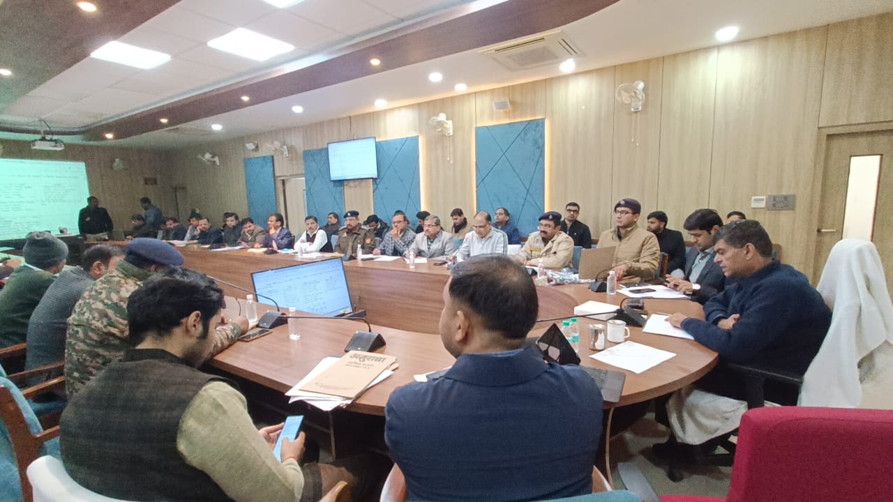 गोरखपुर महोत्सव 2026 की तैयारियों की समीक्षा, समय से सभी व्यवस्थाएं पूर्ण करने के निर्देश*