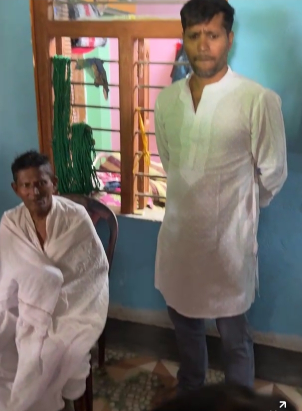 अशोक डिंडा पहुंचे भाजपा कार्यकर्ता के घर मयना