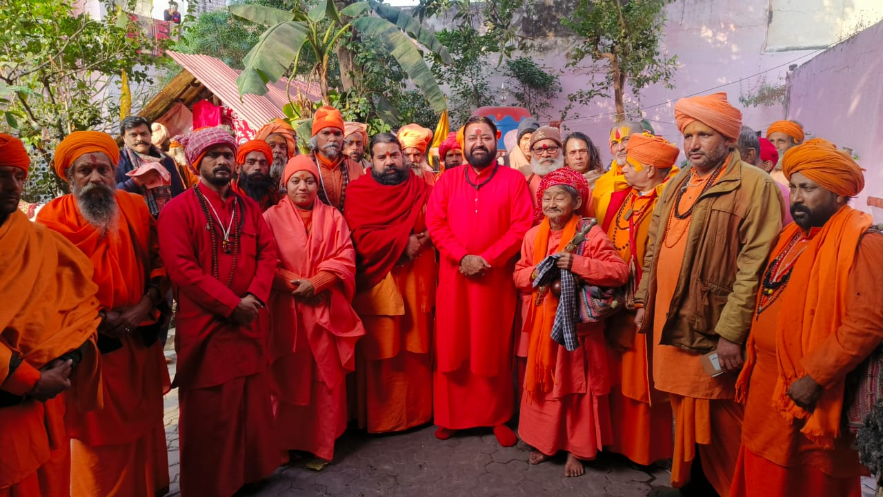 जम्मू-कश्मीर संत समाज न्यास की बाबा श्री कृष्ण गिरि समाधि, जम्मू में आयोजित महत्वपूर्ण बैठक की