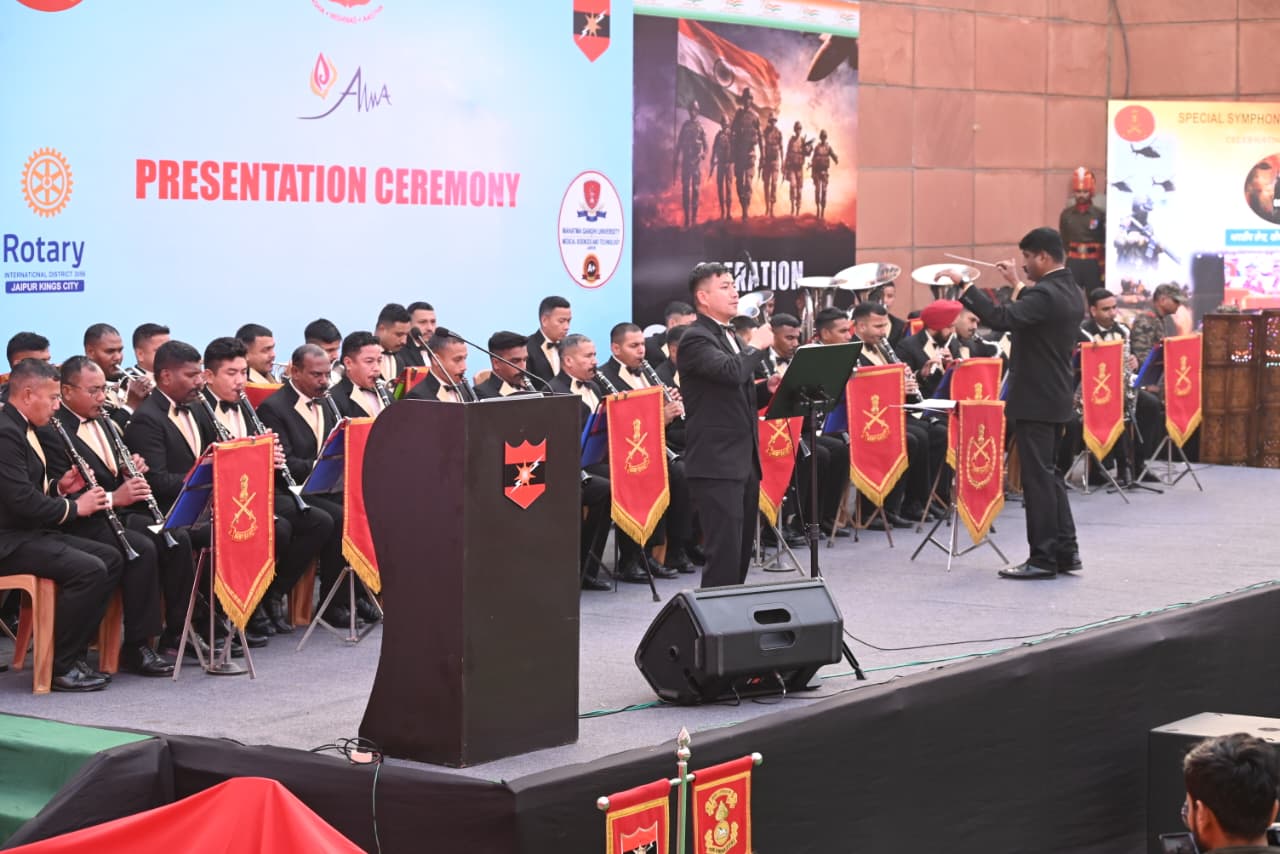 सेना दिवस से पूर्व जवाहर कला केंद्र में विशिष्ट सिम्फनी बैंड आयोजन