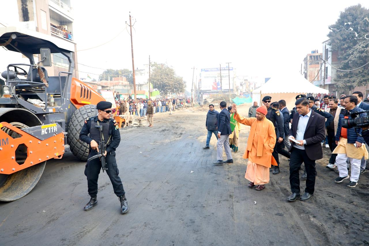 निरीक्षण कर मुख्यमंत्री योगी आदित्यनाथ ने अधिकारियों को दिए जरूरी निर्देश* निरीक्षण कर मुख्यमंत्री योगी आदित्यनाथ ने अधिकारियों को दिए जरूरी निर्देश*