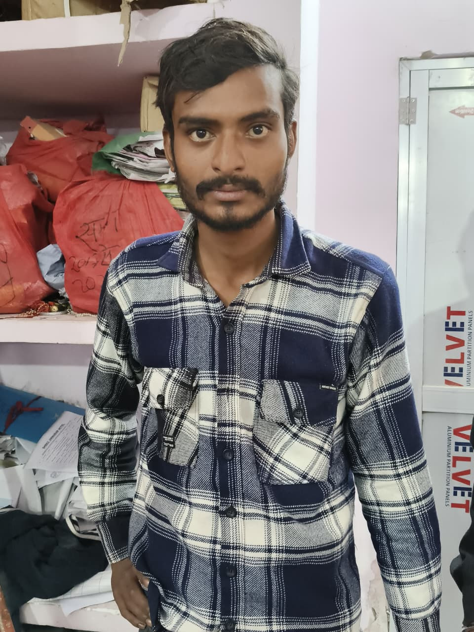 मनीष कुमार दुबे