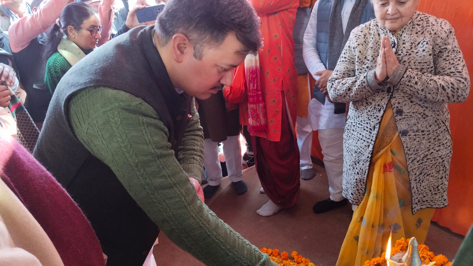 माघ मेला में संघ के शताब्दी वर्ष को लेकर लगाई गई प्रदर्शनी का छाया चित्र