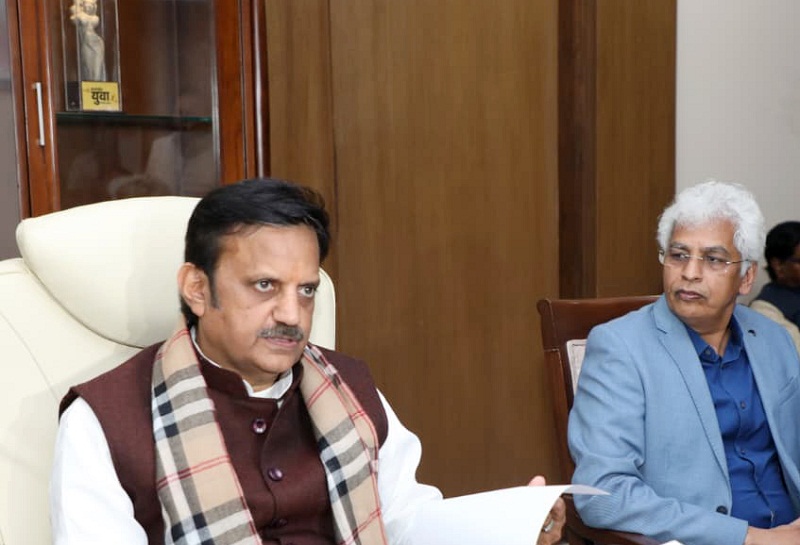 मप्र कैबिनेट बैठक के निर्णयों की जानकारी देते हुए उप मुख्यमंत्री राजेन्द्र शुक्ल