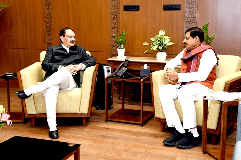 मुख्यमंत्री ने केन्द्रीय स्वास्थ्य मंत्री नड्डा से की सौजन्य भेंट
