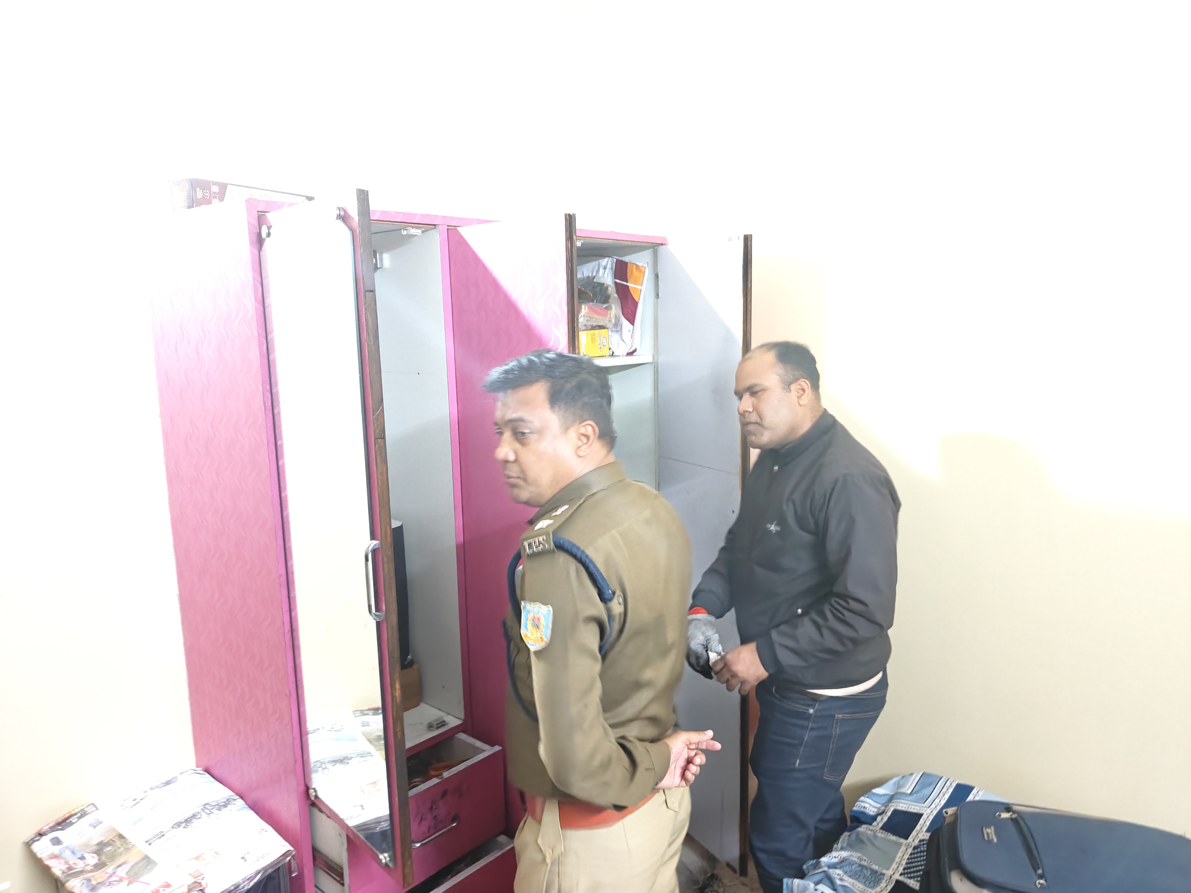 निरीक्षण करने पहुंचे एसपी