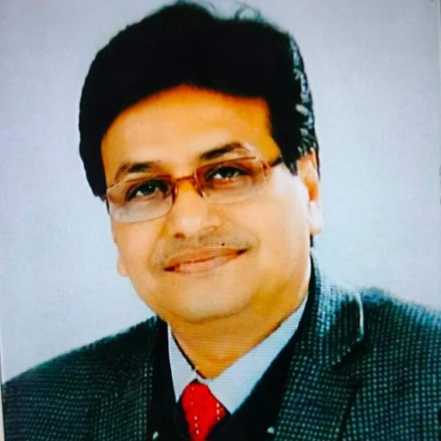 डॉ आरके यादव निदेशक शोध