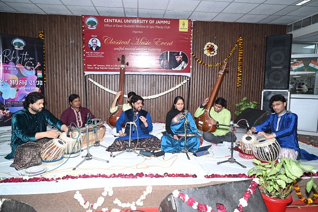 केंद्रीय विश्वविद्यालय जम्मू में स्पिक मैके का शास्त्रीय संगीत समारोह आयोजित केंद्रीय विश्वविद्यालय जम्मू में स्पिक मैके का शास्त्रीय संगीत समारोह आयोजित