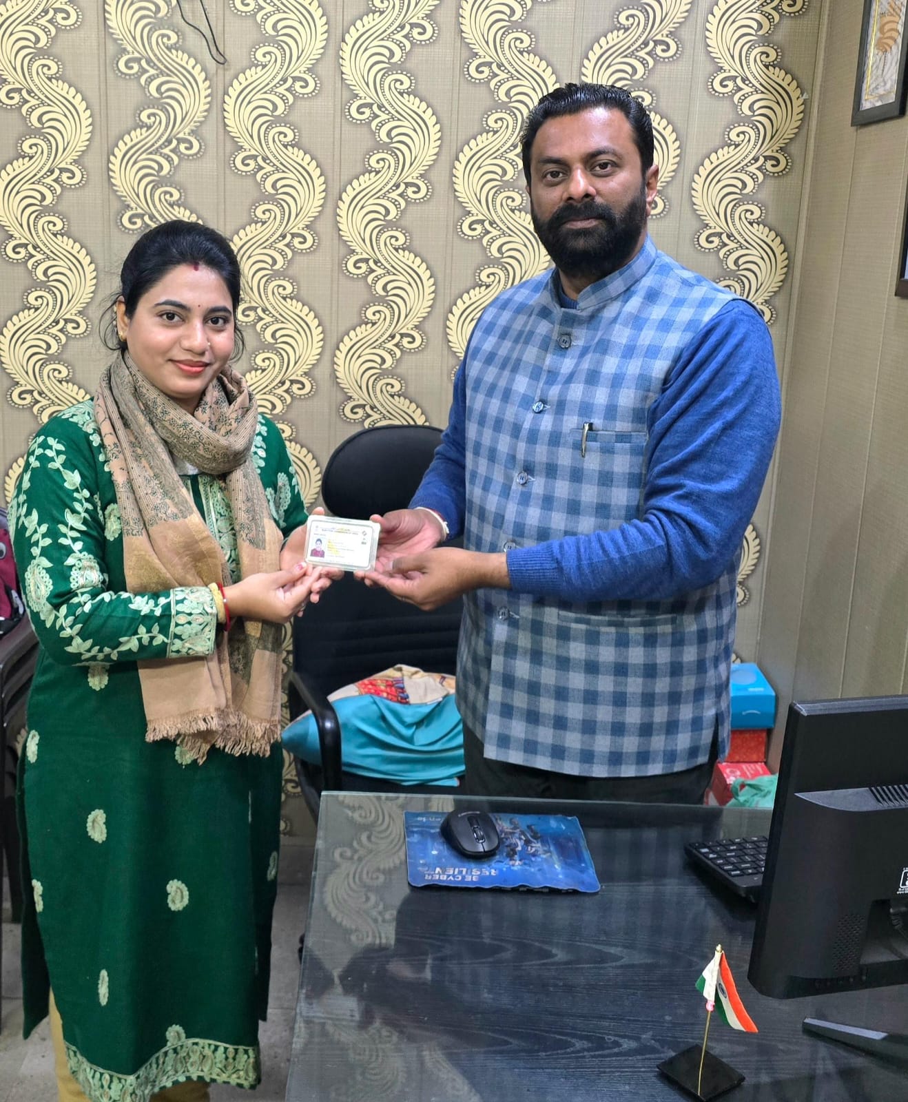 आयुष्मान भारत, आभा कार्ड, राशन कार्ड और वोटर आईडी का वितरण, युवाओं को मतदान के लिए किया प्रेरित