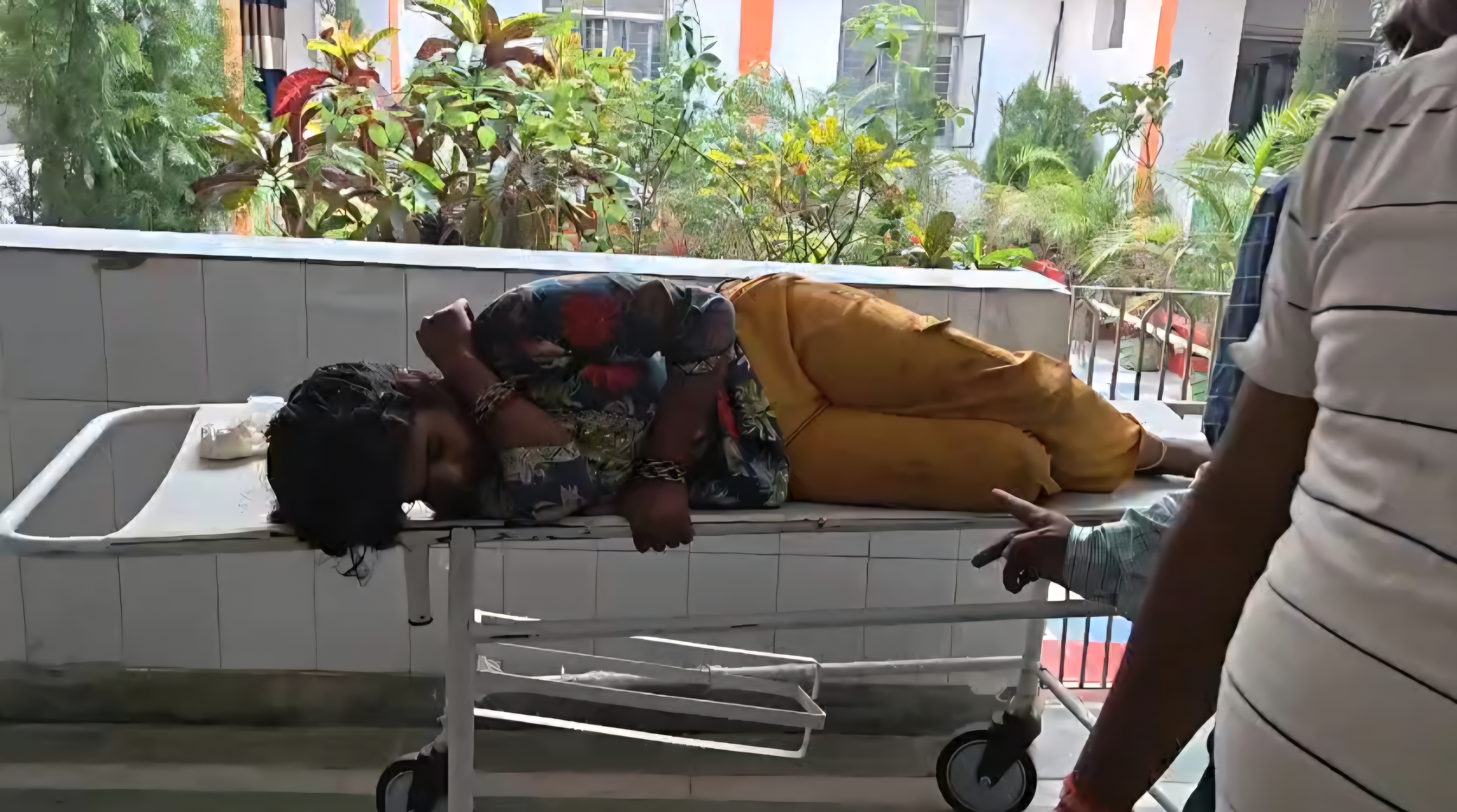 छपरा-सीवान हाईवे पर सड़क हादसे में तीन की मौत, आधा दर्जन घायल