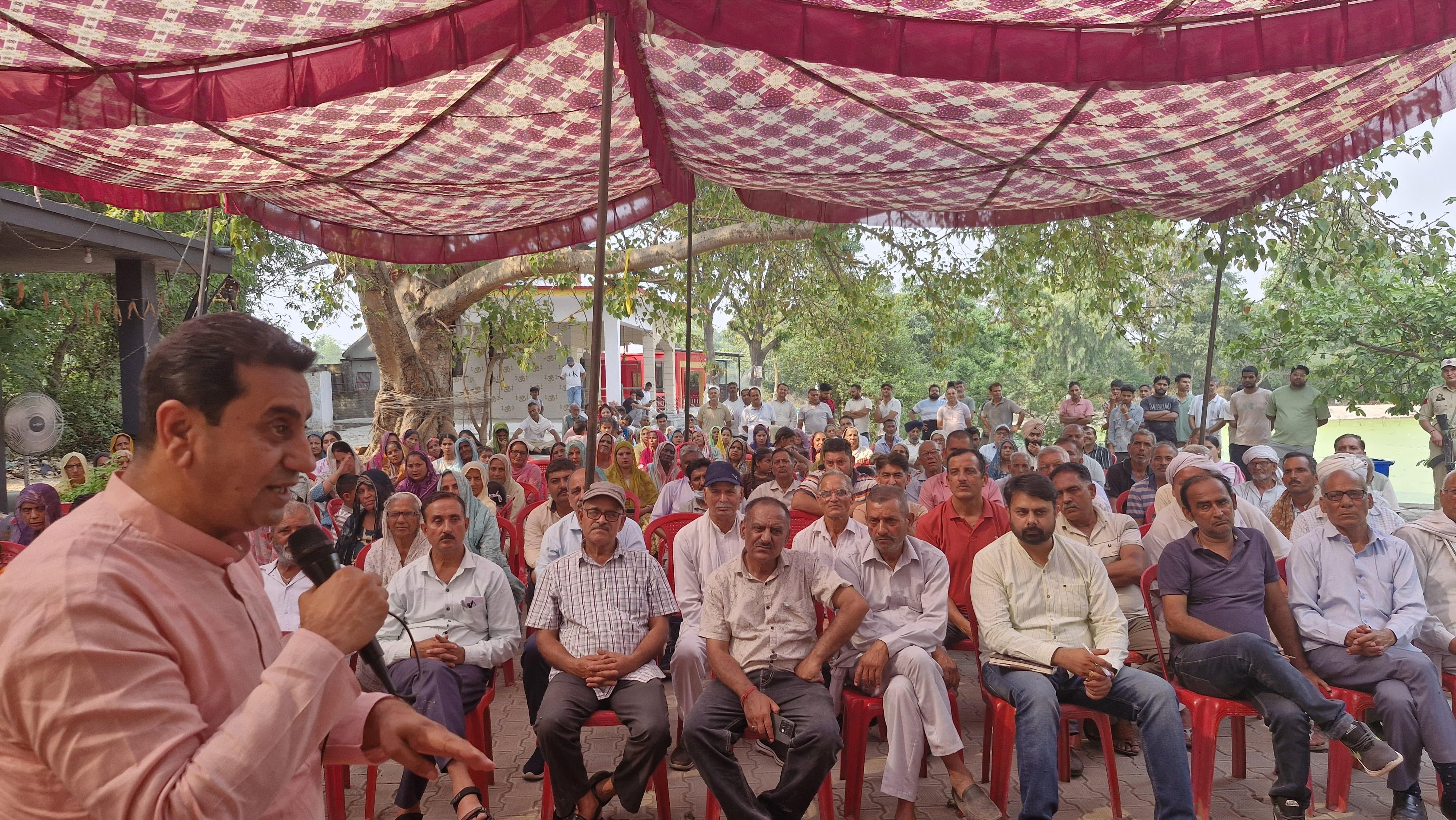 Jasrotia inaugurated 45 development works worth ₹98 lakh in Kishanpur Kandi and Chhan Arodiyan.